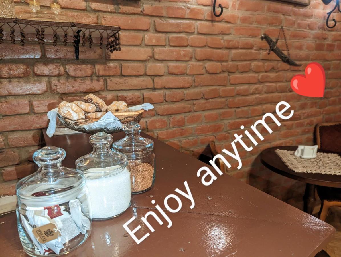 Simon'S Apartment Tbilisi ภายนอก รูปภาพ