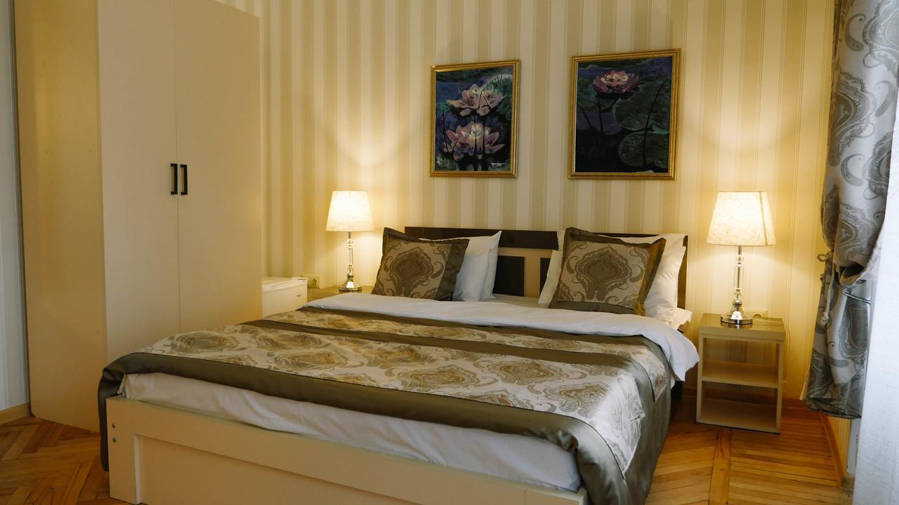 Simon'S Apartment Tbilisi ภายนอก รูปภาพ