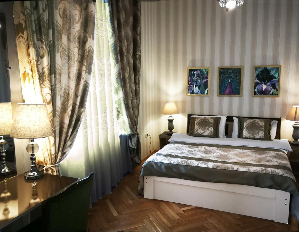 Simon'S Apartment Tbilisi ภายนอก รูปภาพ